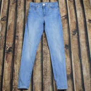 Levis Mile High Super Skinny Jeans Size 28